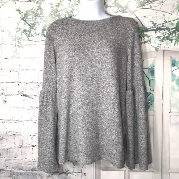 Zara Gray Knit Flute/Bell Sleeve Sweater Sz Small - Picture 3 of 8